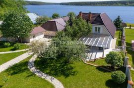 Дома/Коттеджи, 4-комн., Свердловская область